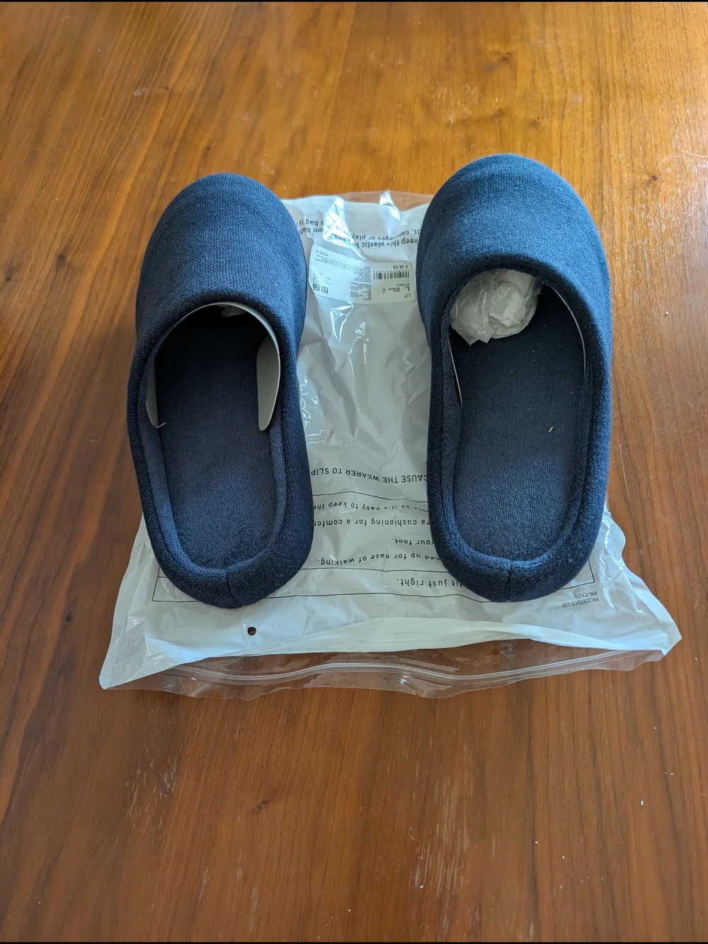 UNIQLO Navy Room Shoes Slippers Size L Men 9 Women 10 NWT